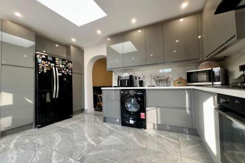 WhatsApp Image 2025-12-03 at 12.23.41 PM (3).jpeg