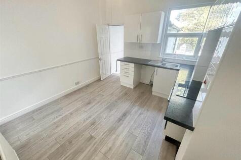 WhatsApp Image 2025-12-12 at 11.50.47 PM (2).jpeg