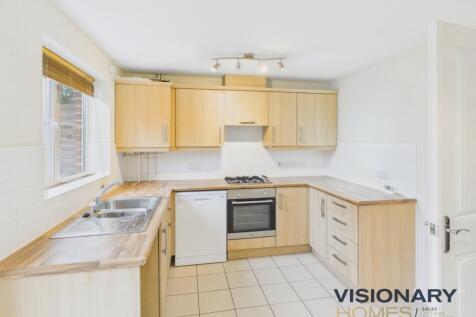 CAM03522G0-PR0223-STILL001