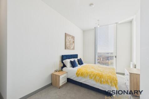 CAM03522G0-PR0229-STILL006