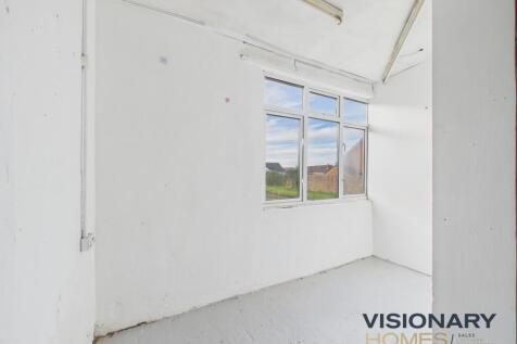 CAM03522G0-PR0228-STILL007