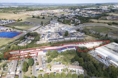 Henbury Yard drone_0999 red line.jpg