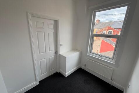 2nd Bedroom