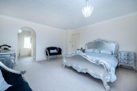 Master Bedroom Suite