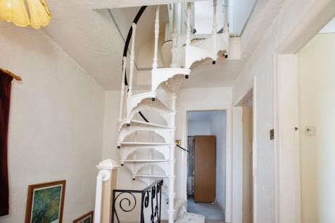 5b73d073-24 20Eas...