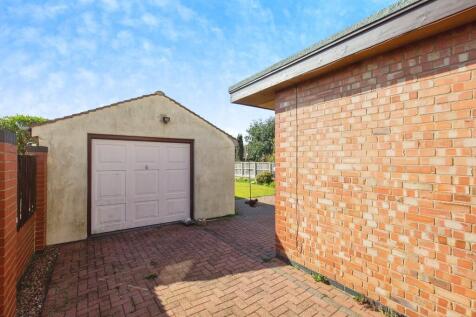 050efb04-24 20Eas...