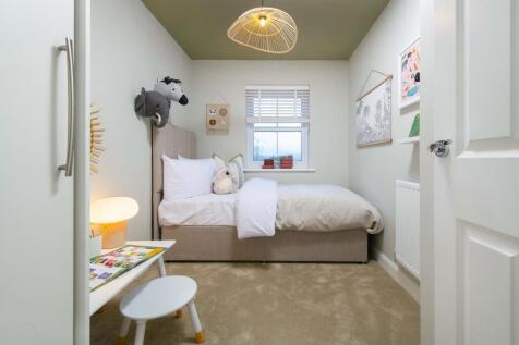 ellerton single bedroom