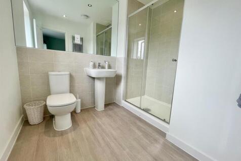 Bathroom New.jpg