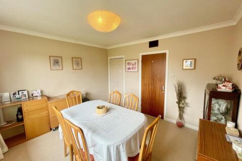 Dining or Bedroom 2.jpg
