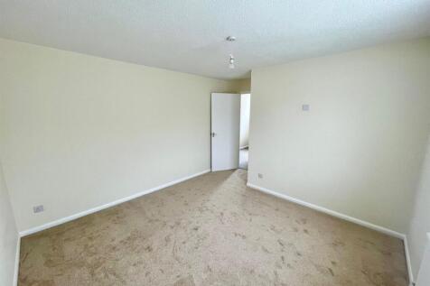 Bedroom 2.1.jpg