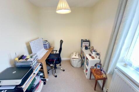 Bedroom 3.jpg