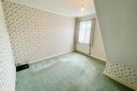 Bedroom 2.jpg