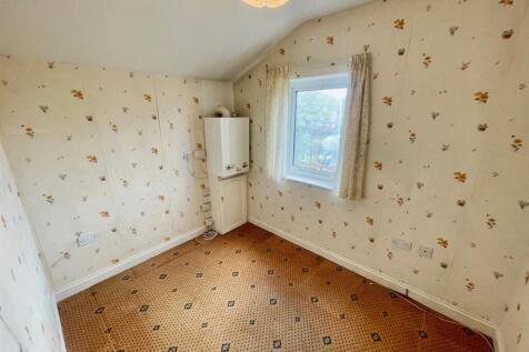 Bedroom 3.jpg