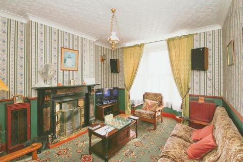 Front Room.jpg