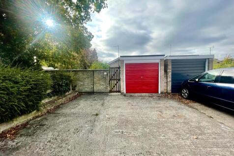 Garage 3.jpg