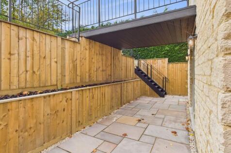 Master Bedroom Outside 1