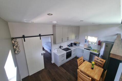 Studio Kitchen