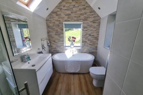 Studio Bathroom