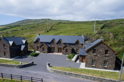 4 Houses