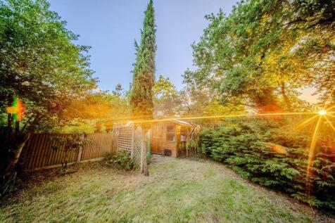 Rear Garden Shed
