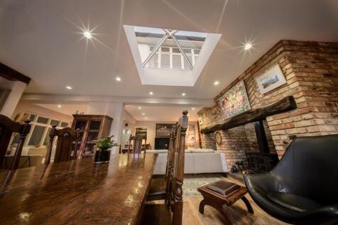 Triple Open Reception -Skylight