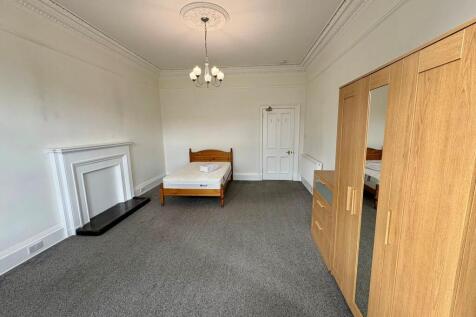 1st bedroom 2