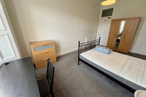 2nd bedroom 1