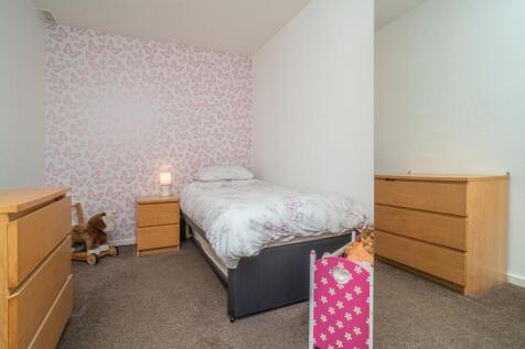 Third bedroom_1
