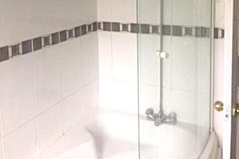 31 Whitecraigs Gardens Bathroom 2_lge