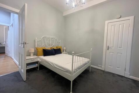 Bedroom_2_2