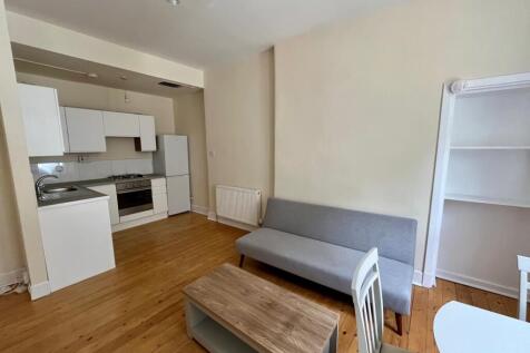 Lounge and Kitchen 2