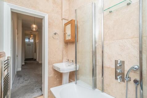 Bathroom_2
