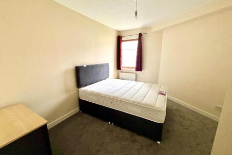 Master bedroom 2