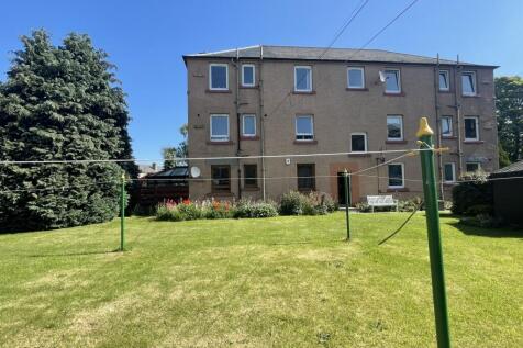 ExternalRearGardenIMG_8183