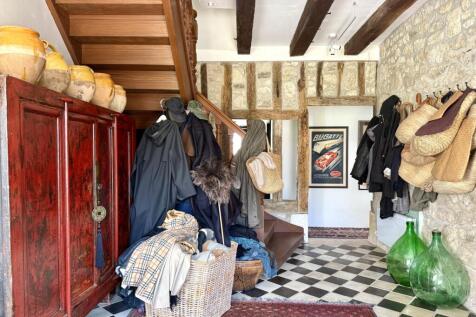 Property Image 8