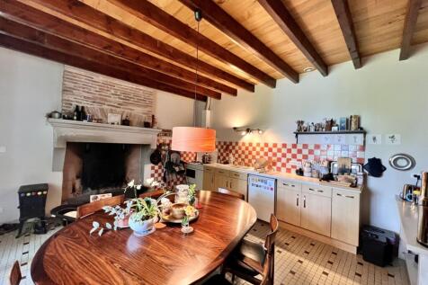 Property Image 6