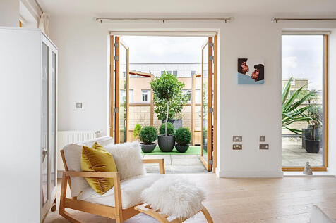 Living Room 4