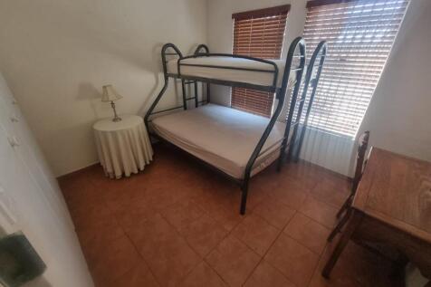 Guest bedroom 2
