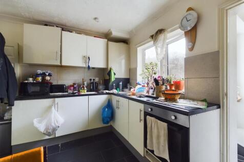 Kitchen pic 1
