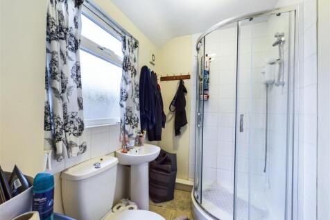 Shower room.jpg