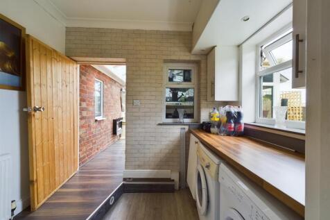 Utility Room (2).jpg