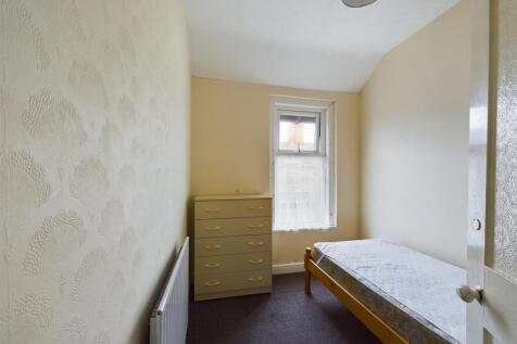 Bedroom 3.jpg