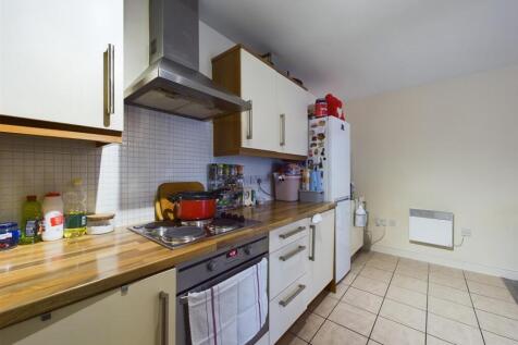 Kitchen (2).jpg