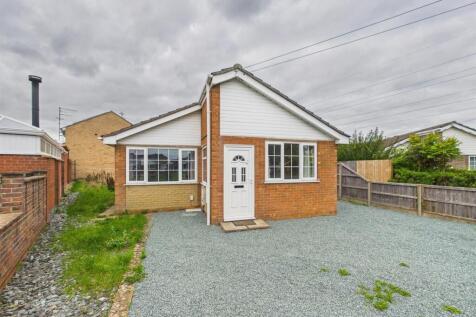 5 Yew Tree Grove Photos (11).jpg