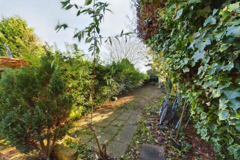 Garden (2).jpg