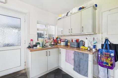 24 Victoria Road (3).jpg