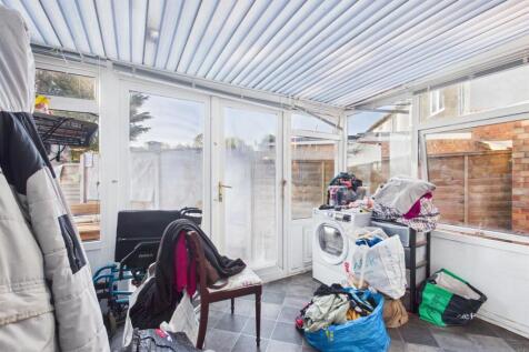 24 Victoria Road (5).jpg