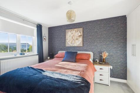 19 Cranmer Road Photos (4).jpg