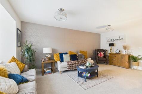 41 Woodland Road Photos (14).jpg