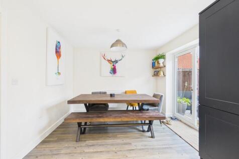 41 Woodland Road Photos (18).jpg